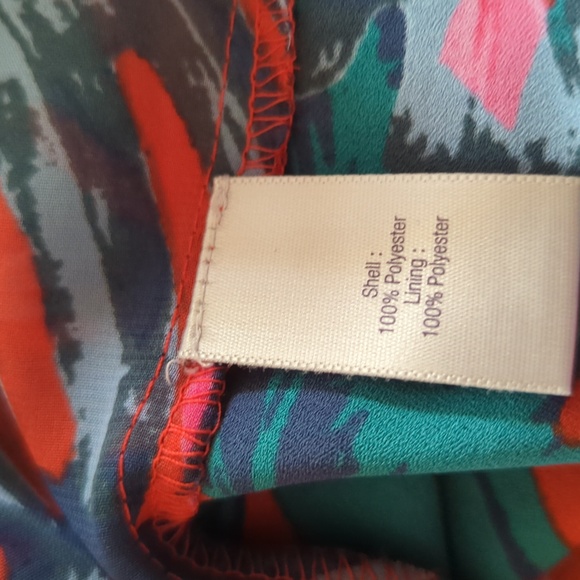 Jennifer Lopez sheer flowy blouse - Picture 4 of 5